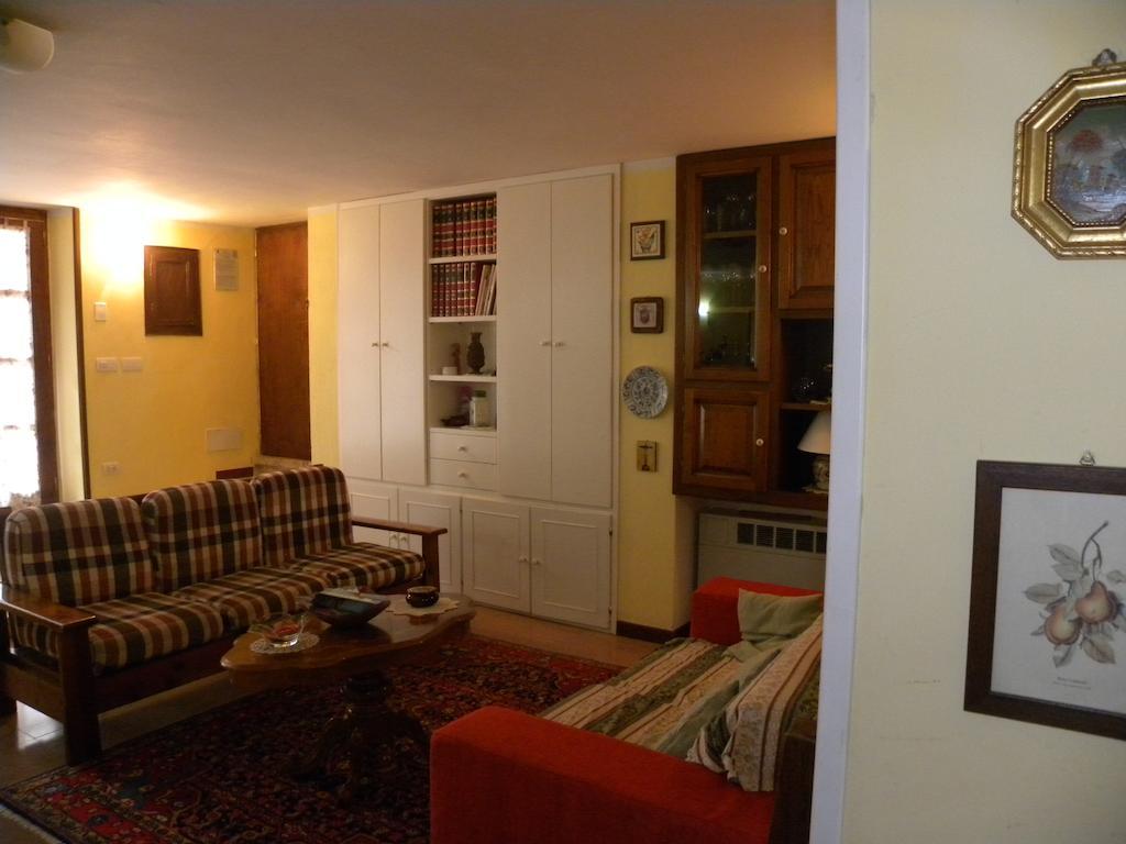 La Ginestra Apartment Todi
